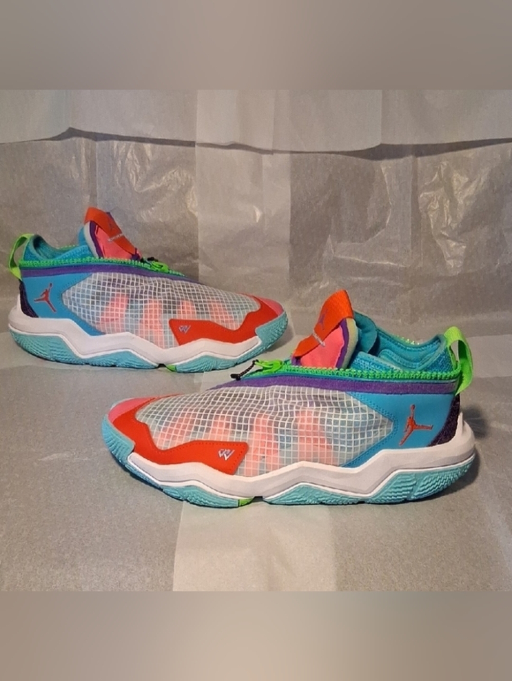 Air Jordan Sneakers, Brand NEW Men 9.5.